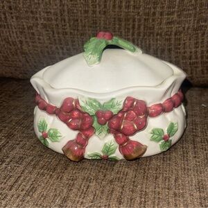 Vintage Fitz & Floyd Old World Santa Holly candy dish with lid